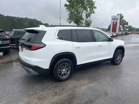 Used 2026 GMC Acadia Elevation w/ LPO, Floor Liner Package FWD image 5