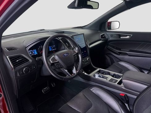Used 2022 Ford Edge ST image 7