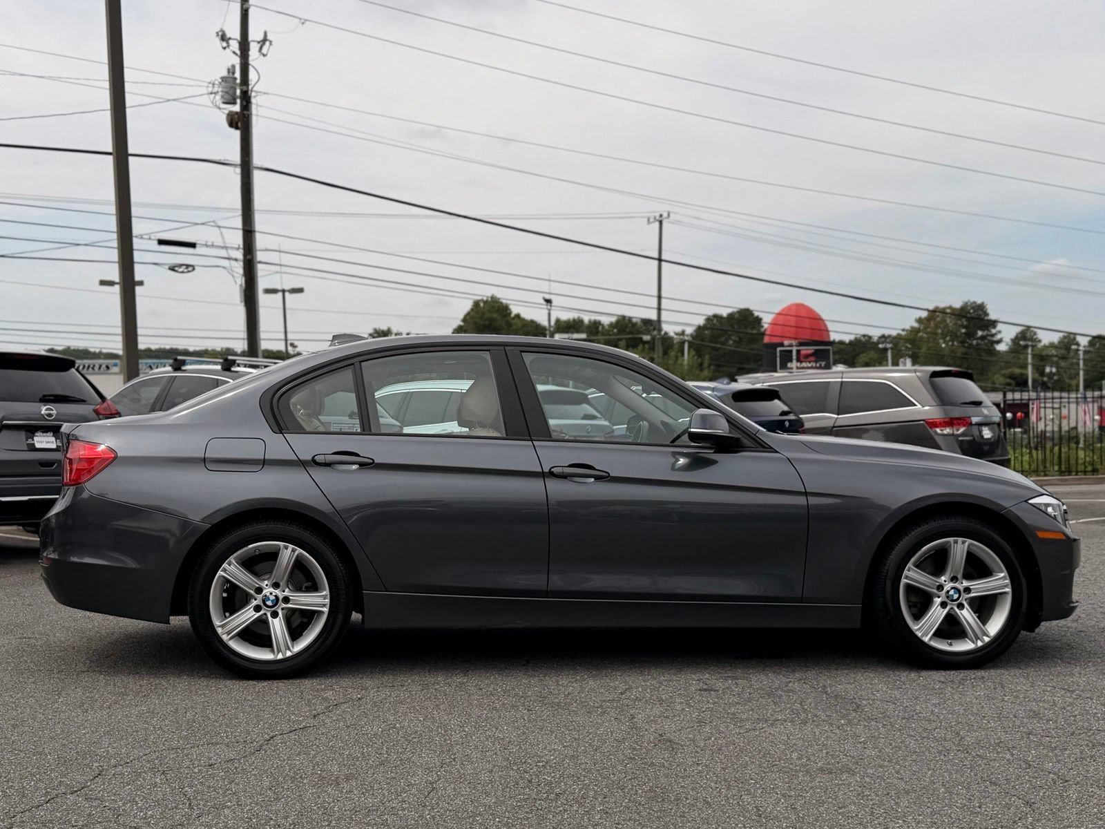 Used 2015 BMW 328i xDrive Sedan AWD/4WD image 6