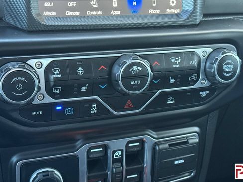 Used 2022 Jeep Wrangler Unlimited Rubicon 4xe w/ Steel Bumper Group AWD/4WD image 25