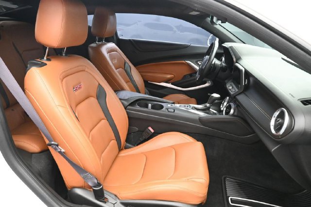 Used 2017 Chevrolet Camaro SS RWD image 30