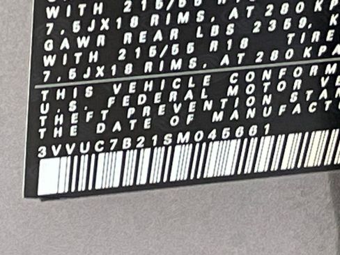 Used 2025 Volkswagen Taos SE image 38