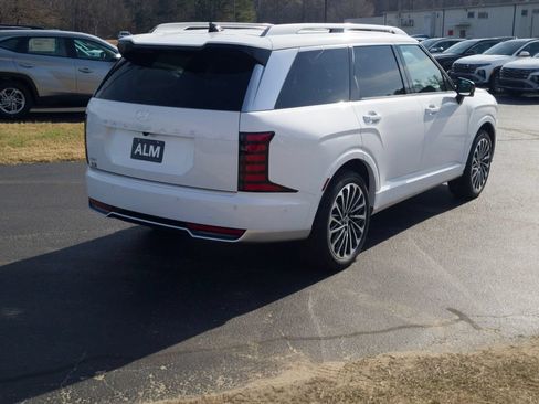 New 2027 Hyundai Palisade Calligraphy FWD image 5