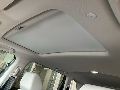 New 2026 Honda CR-V EX image 7