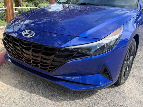 Used 2021 Hyundai Elantra SEL image 6