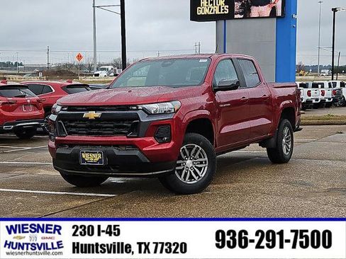 Used 2023 Chevrolet Colorado LT w/ LT Convenience Package II image 30