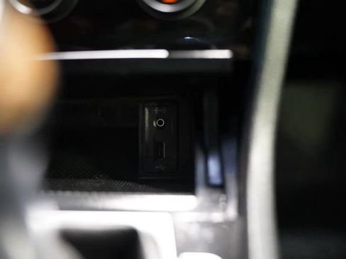 Used 2018 Volkswagen GTI Autobahn FWD image 22