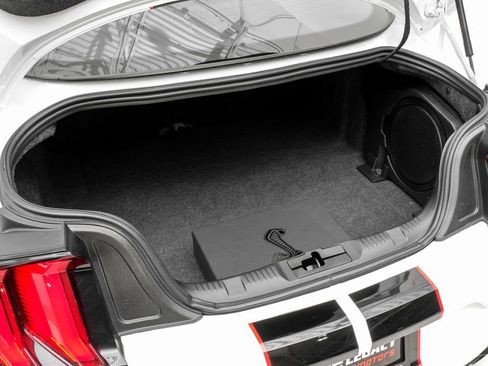 Used 2022 Ford Mustang Shelby GT500 w/ Carbon Fiber Track Pack image 49