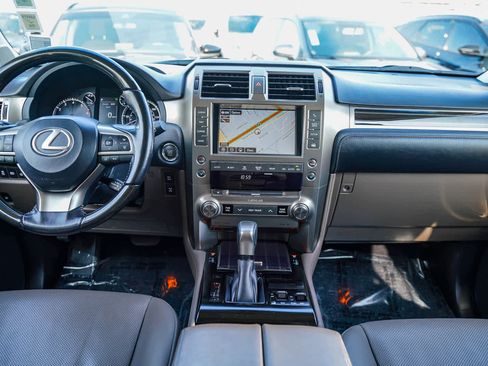 Used 2021 Lexus GX 460 Premium image 12