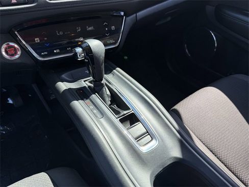 Used 2022 Honda HR-V EX image 14