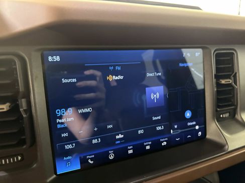 Used 2024 Ford Bronco Outer Banks AWD/4WD image 21