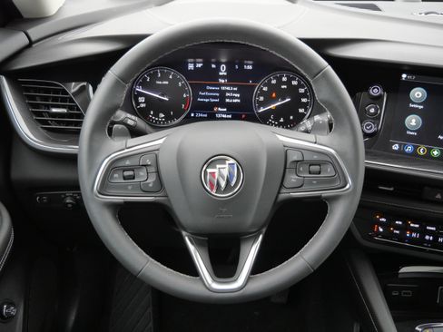 Used 2023 Buick Envision Essence image 16