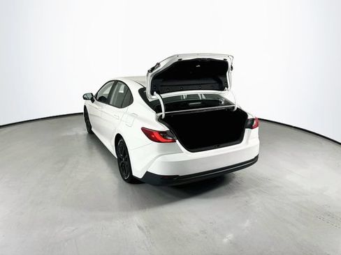 Used 2025 Toyota Camry LE FWD image 24