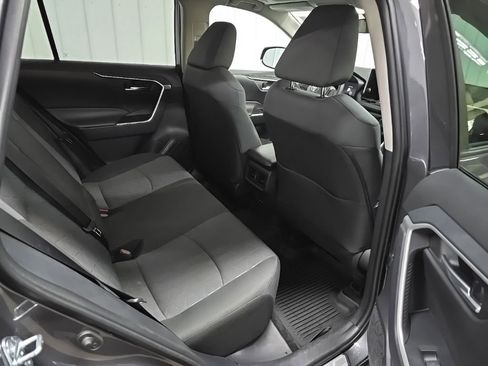 Used 2025 Toyota RAV4 XLE w/ Convenience Package AWD/4WD image 18
