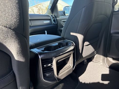 New 2026 RAM 1500 4x4 Crew Cab image 19