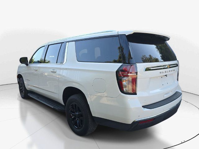 Used 2021 Chevrolet Suburban LS RWD image 8