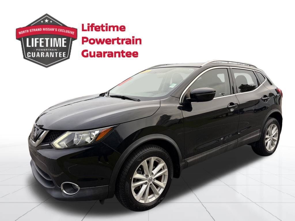 Used 2018 Nissan Rogue Sport SV w/ SV All-Weather Package FWD image 1