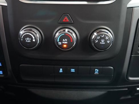 Used 2022 RAM 1500 Classic Warlock AWD/4WD image 32