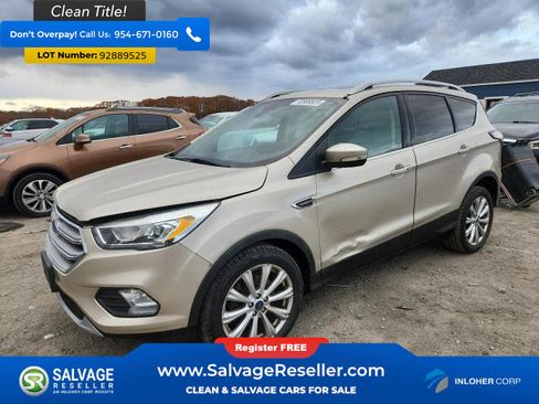 Used 2017 Ford Escape Titanium image 1