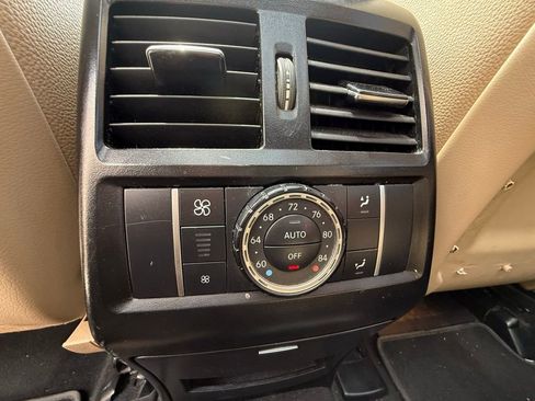 Used 2017 Mercedes-Benz GLS 450 4MATIC image 18