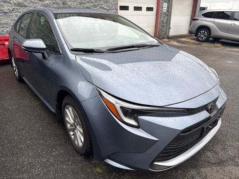 Certified 2026 Toyota Corolla XLE FWD image 1