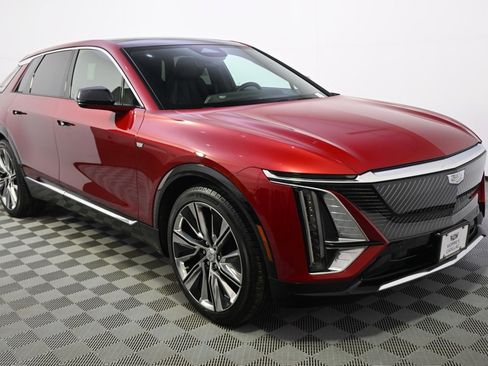 Certified 2024 Cadillac Lyriq Luxury w/ LPO, Floor Liner Package image 8