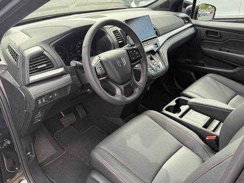 Certified 2026 Honda Odyssey Sport-L image 17