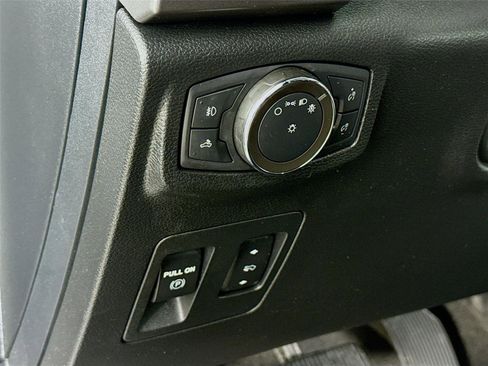 Used 2020 Ford F150 XLT w/ Equipment Group 302A Luxury image 11