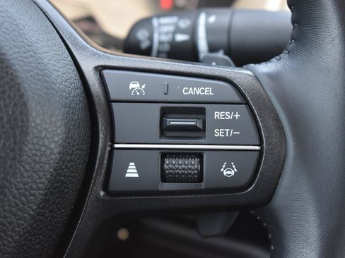 Used 2025 Honda Accord EX-L image 9