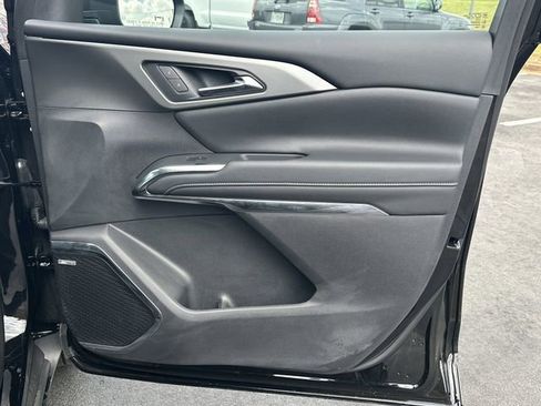 New 2025 Chevrolet Traverse LT w/ Enhanced Driving Package image 76