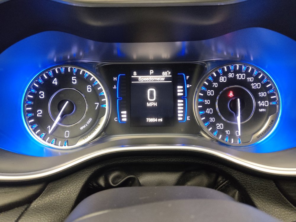 Used 2016 Chrysler 200 Limited w/ Convenience Group FWD image 23