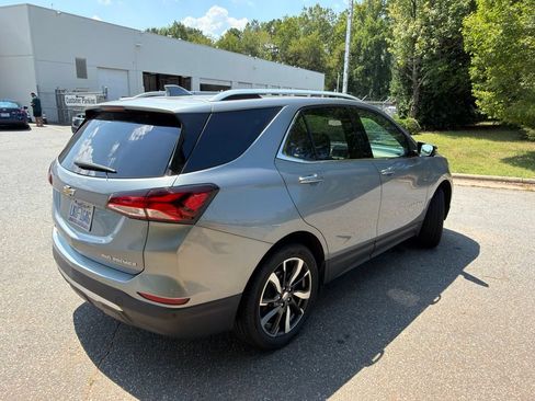 Used 2023 Chevrolet Equinox Premier AWD/4WD image 17