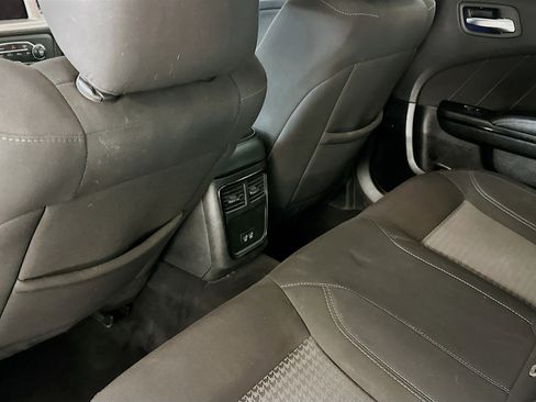 Used 2023 Dodge Charger SXT w/ Blacktop Package image 27