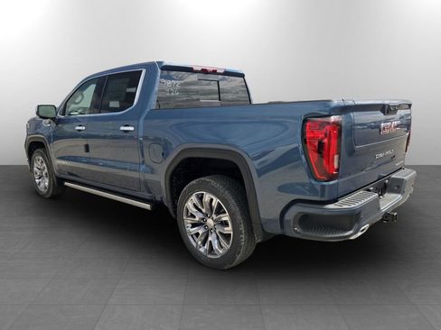 New 2026 GMC Sierra 1500 Denali w/ Denali Reserve Package AWD/4WD image 9