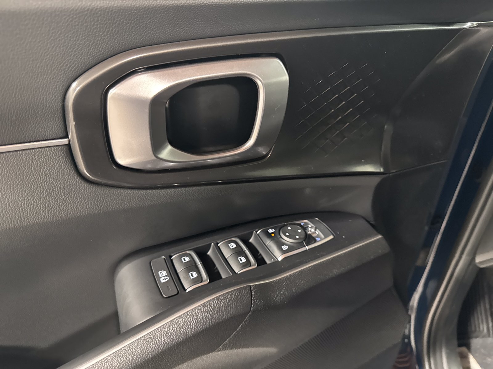 New 2026 Kia Sorento EX AWD/4WD image 12