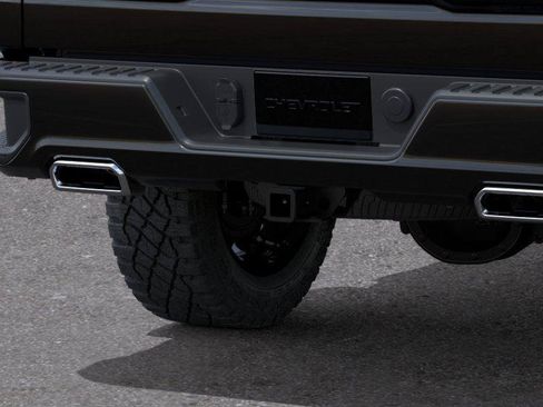 New 2026 Chevrolet Silverado 1500 Custom Trail Boss w/ LPO, Dark Essentials Package AWD/4WD image 14