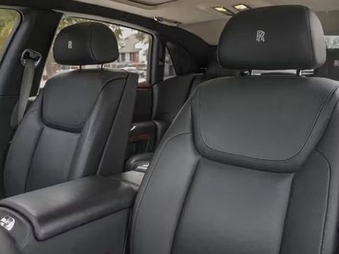 Certified 2016 Rolls-Royce Ghost Extended Wheelbase image 26