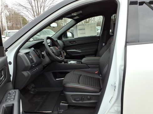 New 2026 Nissan Pathfinder Rock Creek image 6