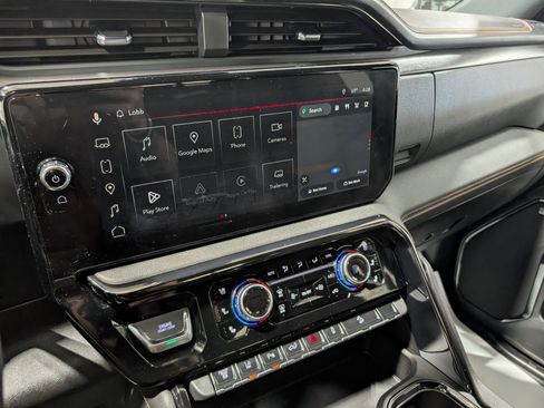 Used 2025 GMC Sierra 2500 AT4 w/ AT4 Premium Plus Package AWD/4WD image 26