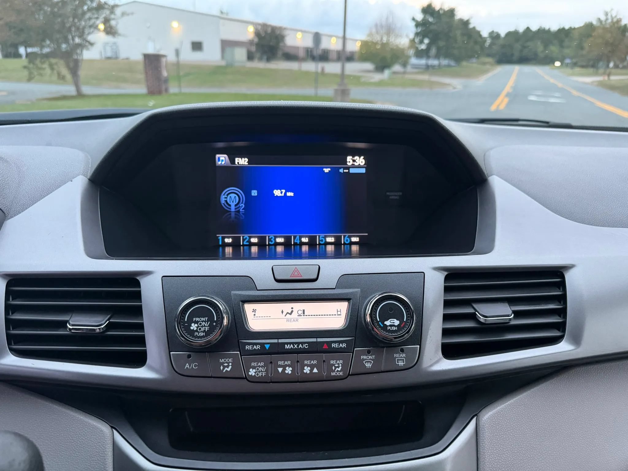 Used 2014 Honda Odyssey LX image 20