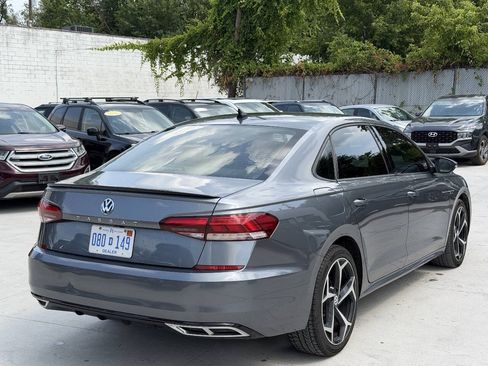 Used 2020 Volkswagen Passat 2.0T R-Line FWD image 6