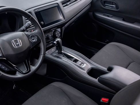 Used 2022 Honda HR-V Sport image 11