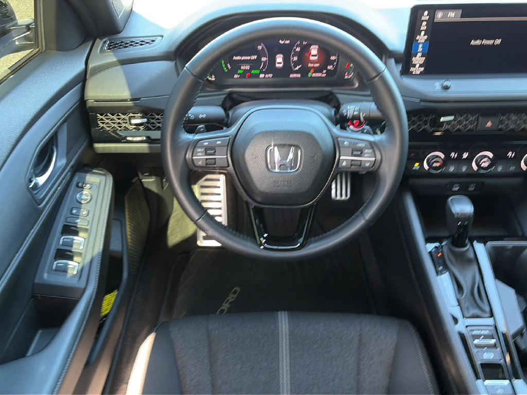 Used 2024 Honda Accord Sport image 11