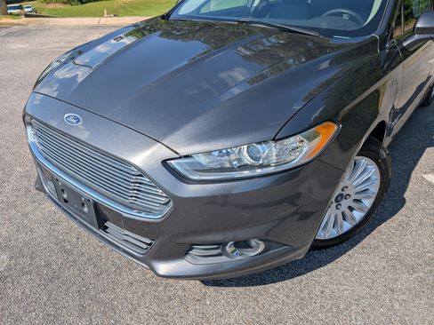 Used 2015 Ford Fusion Energi SE FWD image 10
