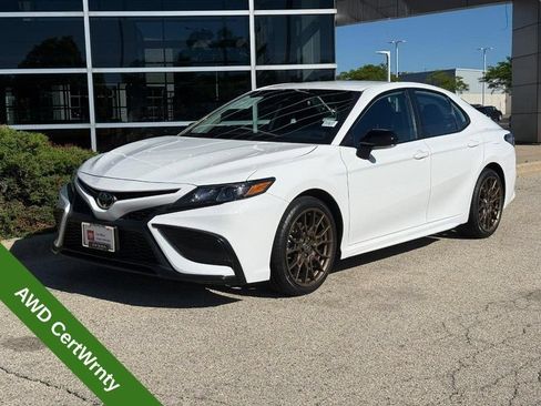 Used 2023 Toyota Camry SE w/ Convenience Package AWD/4WD image 7