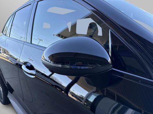 New 2026 Mercedes-Benz GLC 300 image 12