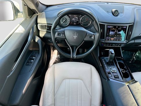 Used 2022 Maserati Levante GT image 23