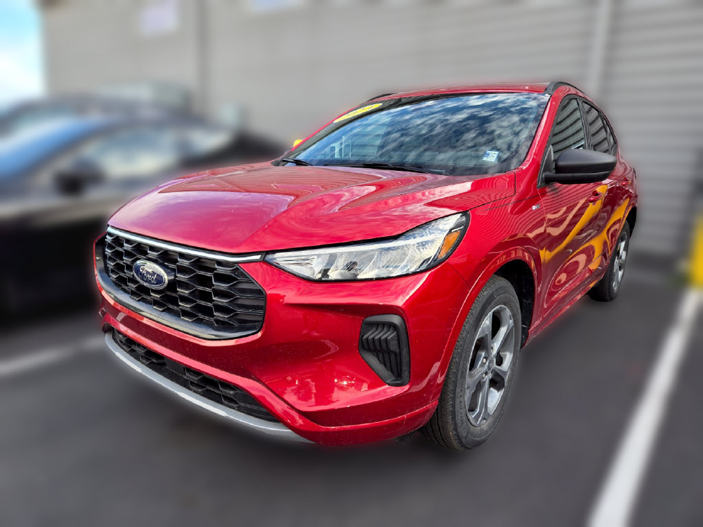 Certified 2024 Ford Escape ST-Line w/ Tech Pack #1 AWD/4WD image 3