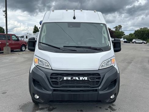Used 2024 RAM ProMaster 2500 w/ Convenience Group FWD image 10