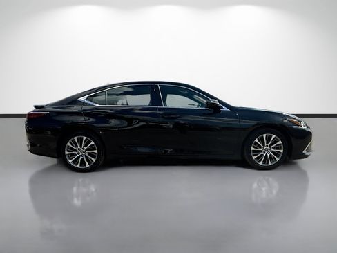 Used 2021 Lexus ES 250 w/ Premium Package AWD/4WD image 2